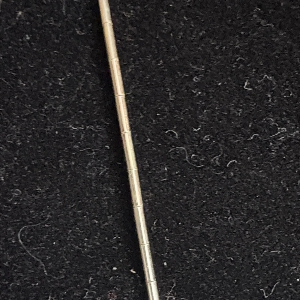 Vintage Mother of Pearl Silver Butterfly Pendant Necklace - Picture 6 of 7